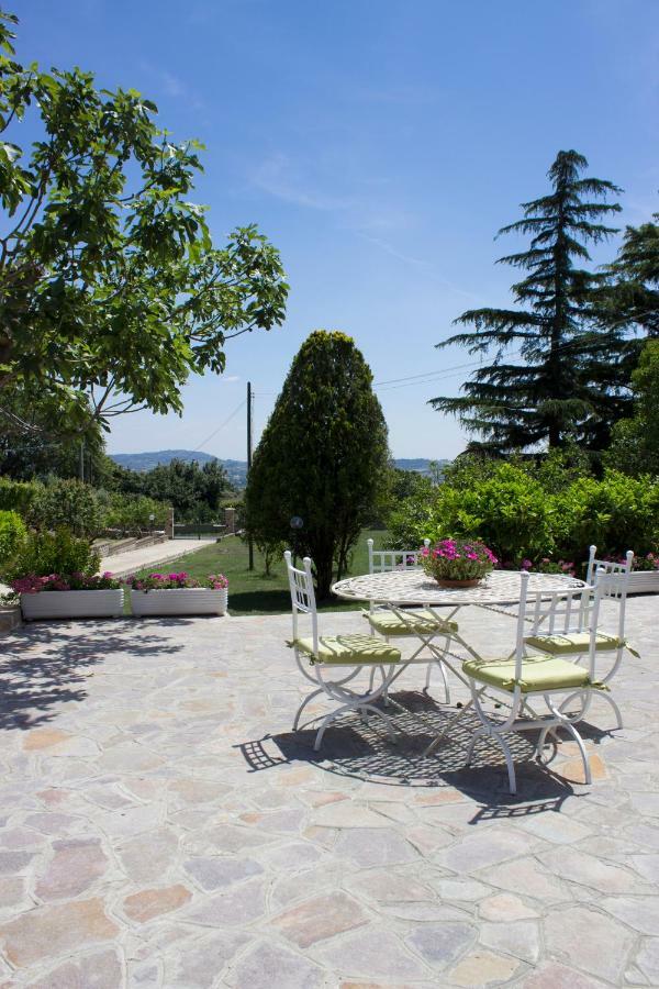 Le3Sorelle Monterosi Bagian luar foto